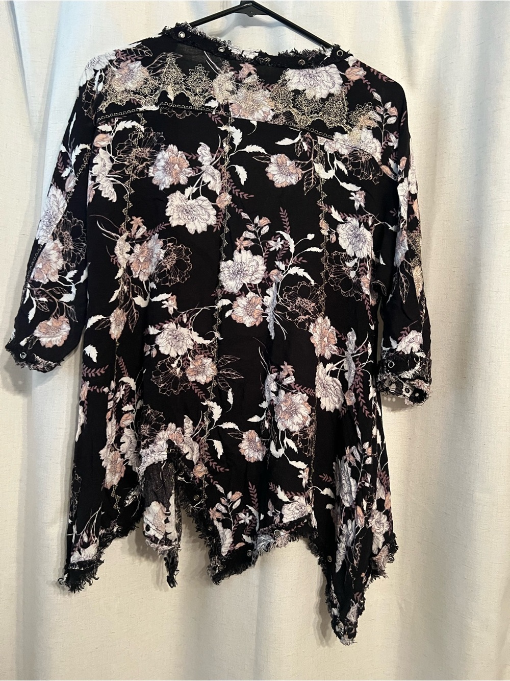 gimmicks by BKE Black Tunic with Pink and White Floral Lace Trim